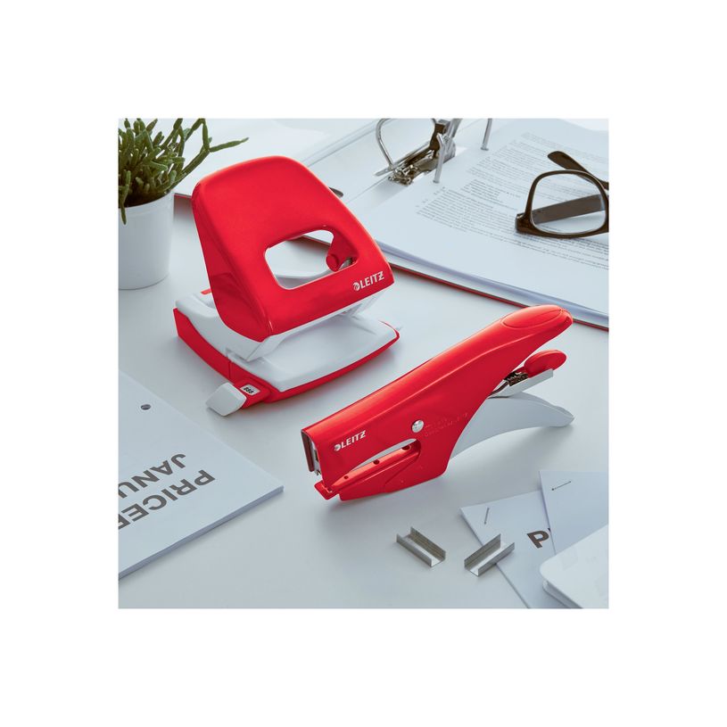 4002432135585-Leitz WOW - Pince agrafeuse - 15 feuilles / 1.5 mm - No.10 - métal - rouge-P_405244309_3-2